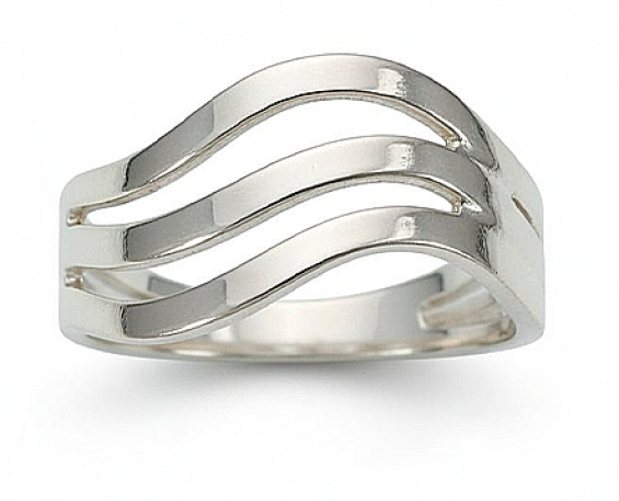 ANILLO DE PLATA EN FORMA ONDULADA DE TRES FILAS