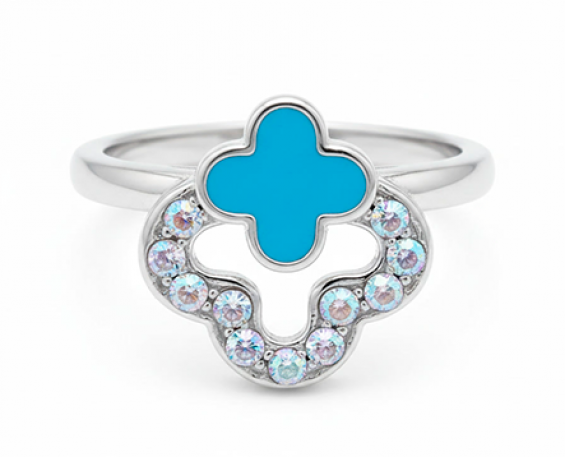 ANILLO DE PLATA EN FORMA DE TREVOL DOBLE