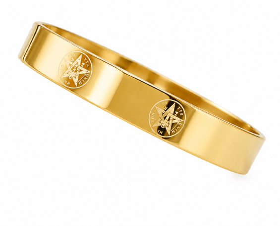 Brazalete dorado con estrellas 