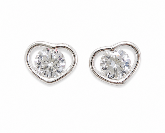 ARETES DE CORAZON STERLING PLATA
