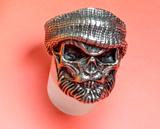 ANILLO DE ACERO INOXIDABLE DE CALAVERA CON GORRO