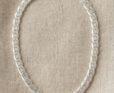 Pulsera rec5ta de plata brillante