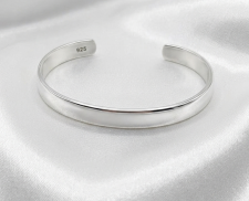 Pulsera de plata lisa
